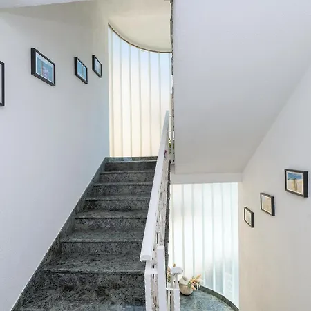 Rubcic 公寓 马卡尔斯卡